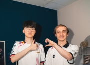 你是好人！G2官方晒Faker与Caps合照