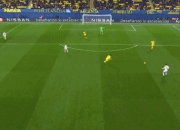 ⚽西甲半场：坎布瓦拉直红，佩雷斯扳平，十人比利亚雷亚尔暂1-1巴列卡诺