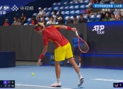 🎾网球联合杯1/4决赛：中国0-2美国无缘四强