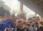 当地特色🍻！林书豪空降超三联赛贵阳赛区 体验“高山流水”